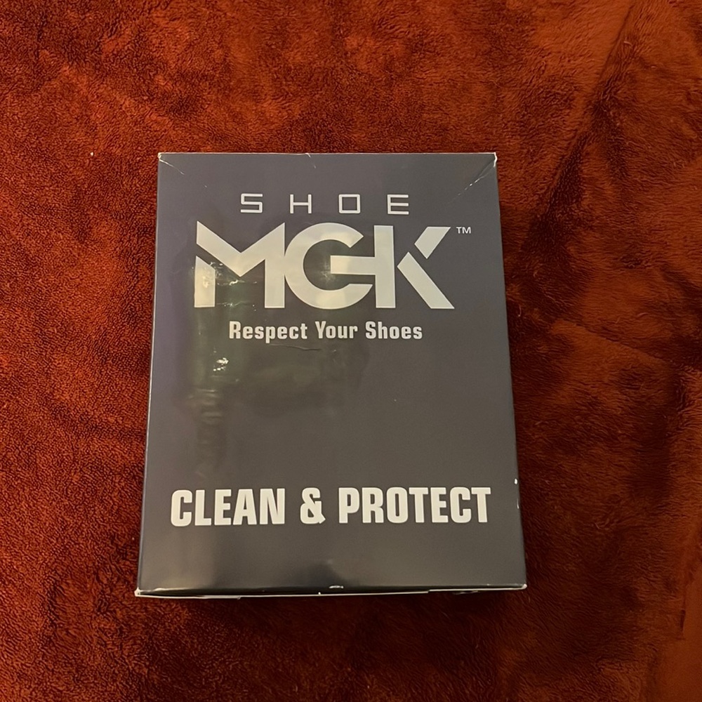 Shoe cleaner